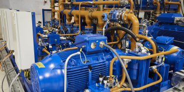 HPU包括控制和基于状态的监控